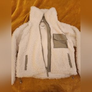 Abercrombie & Fitch cozy fleece sherpa white and mint green jacket